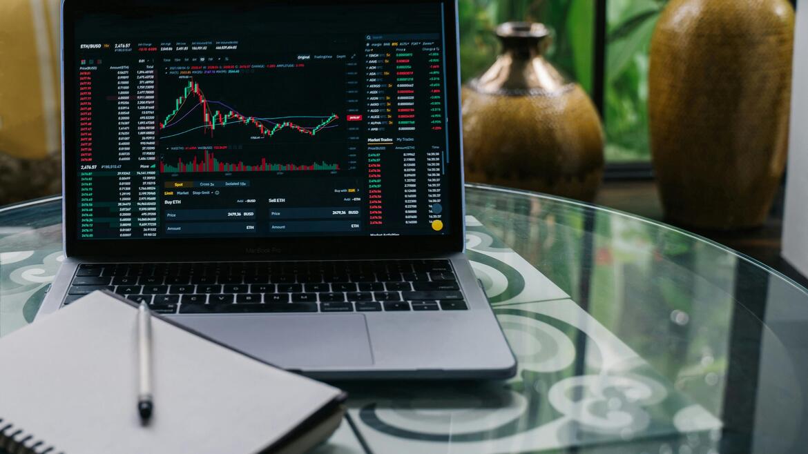 Financial Information Image